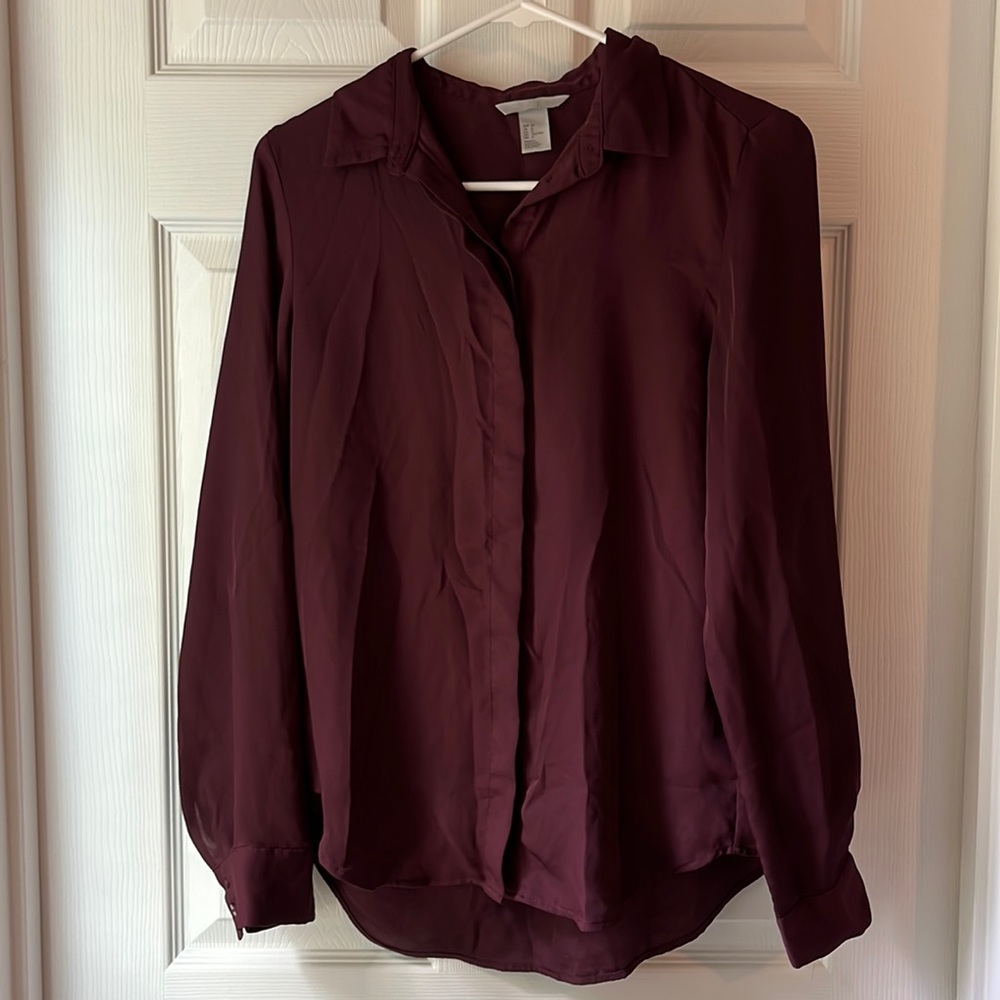 H&M burgundy top